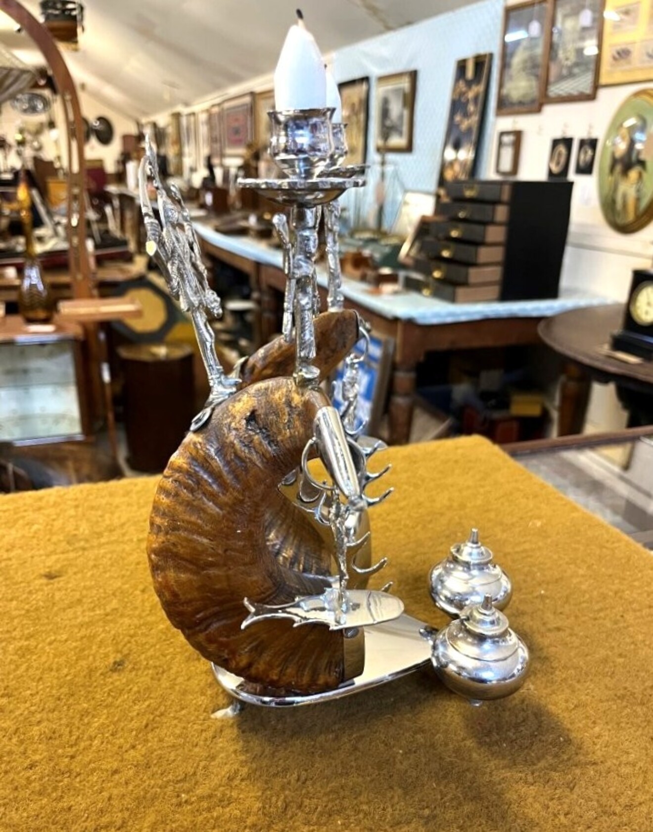Vintage Anglo Indian Ram Horn Inkwell / Pen Rest