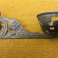 Antique Cast Iron Wall Mounted Oil Lamp Sconce