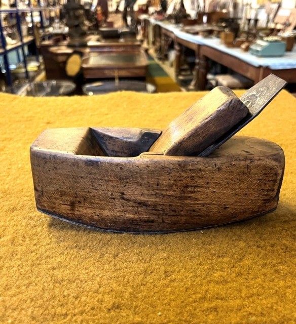 Antique Beech Coffin Block Smoothing Plane with Metal Sole Plate by A Mathieson & Son, Glasgow & Edinburgh